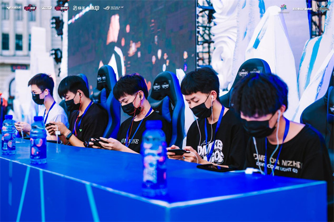 这种战略上 这种战略上